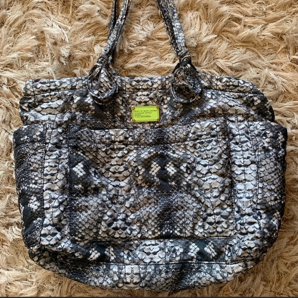 Marc Jacobs Shoulder Diaper Bag $298++